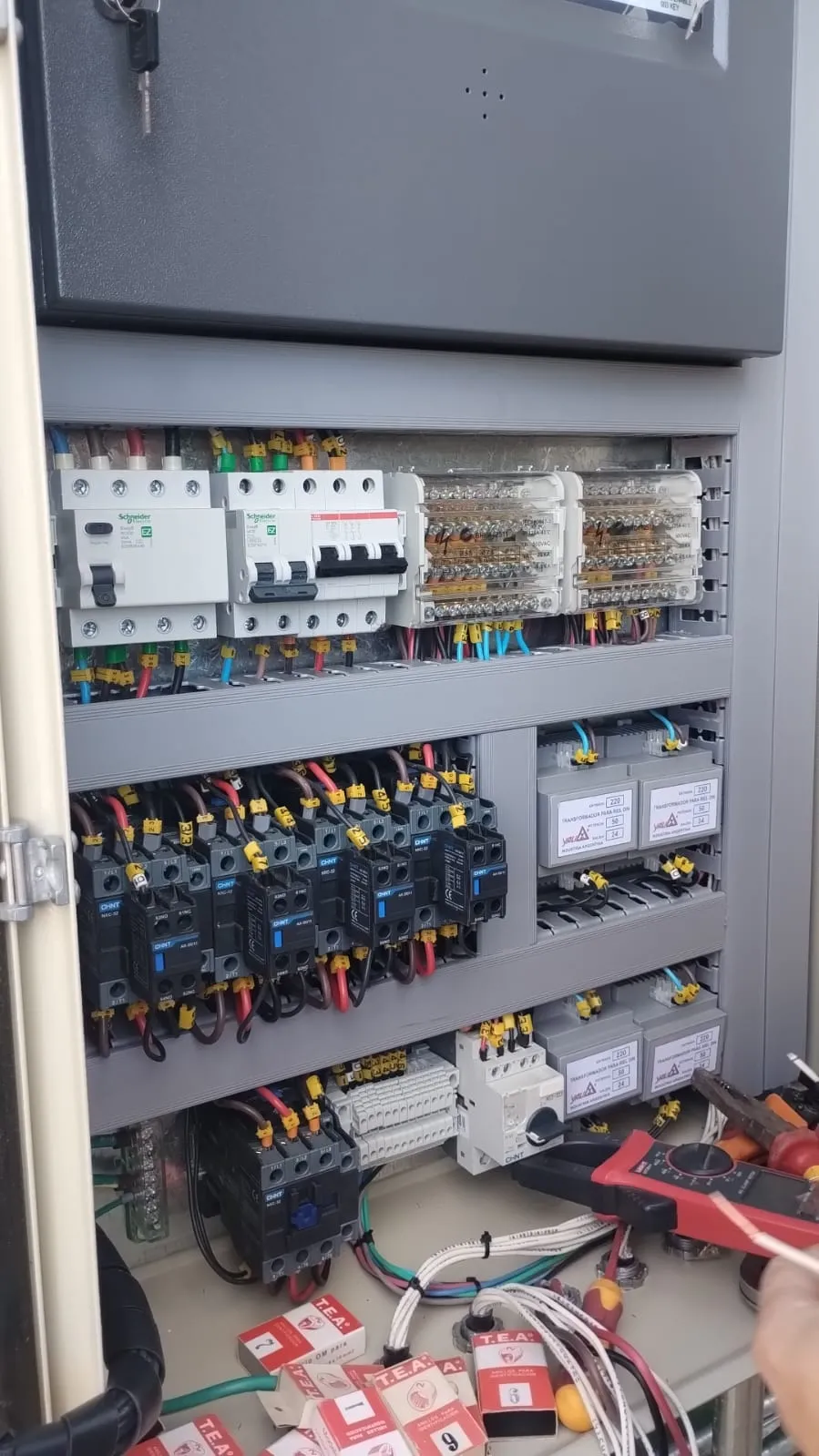 Tablero eléctrico para sistema de riego 4